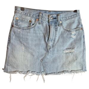Y2K Levis Women's Distressed Denim Mini Skirt Frayed Trim Light Wash Pockets 27